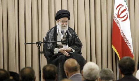 الإمام الخامنئي يصف الأوضاع في مصر بـ&rsquo;المؤلمة&rsquo;