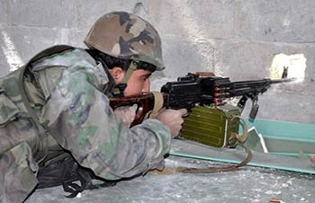 إلقاء القبض على العقل المدبر لسرقة منشآت ومعامل حلب