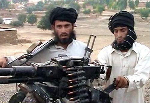 مسلسل هروب السجناء مستمر.. فرار 300 سجين في باكستان