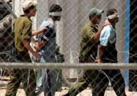 &rsquo;اسرائيل&rsquo; تقرر الافراج عن الاسرى ليلاً لمنعهم من الاحتفال
