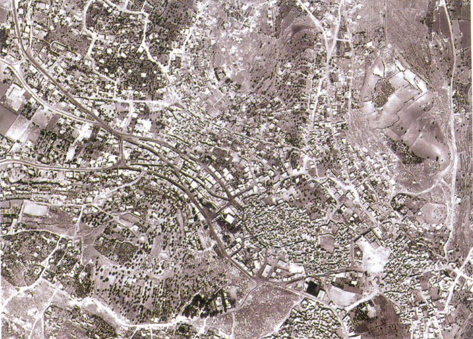 ترحيل فلسطينيين من الضفة بدل إخلاء المستوطنين