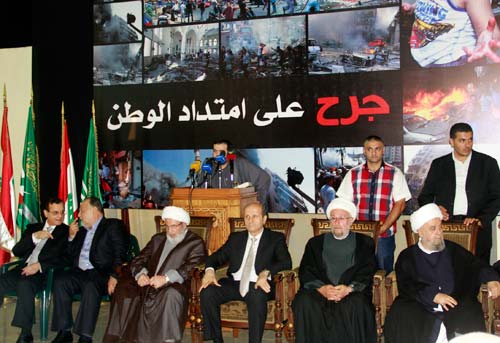 حشود رسمية معزية بتفجيري الرويس وطرابلس