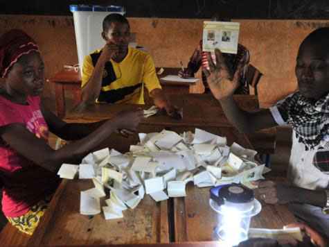 انتهاء جولة الإعادة بانتخابات الرئاسة بمالي 