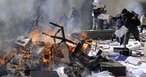 ارتفاع ضحايا حريق سجن في بوليفا إلى 30 قتيلاً