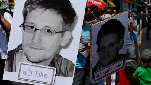 سنودن يحصل على وظيفة في روسيا