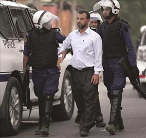 البحرين: انفجار قنبلة يجرح 5 شرطيين