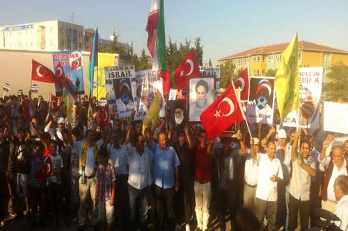 تظاهرات في تركيا منددة بالعدوان العسكري المحتمل على سوريا