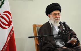 الامام الخامنئي: دماء الشهداء أوصلت الشعب الايراني الى قمم العزة