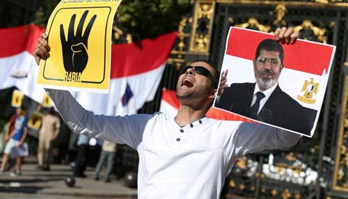 مصر.. انفجار يستهدف ثلاث مدرعات للجنود في رفح

