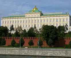 الكرملين رداً على ماكين: لن ندخل في جدل مع &rsquo;رجل وراء المحيط&rsquo;