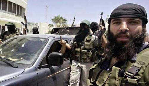 سوريا.. صراع المصالح بين الجماعات المسلحة يكشف المستور