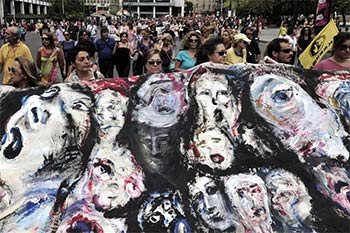 موجة إضرابات واحتجاجات جديدة تعم اليونان