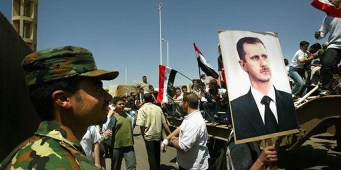 السفيرة وانهيار المسلحين 