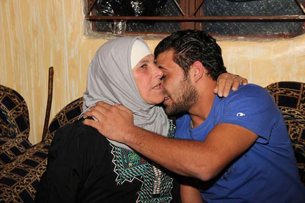 عكار تستقبل أبناءها العائدين من أندونيسيا