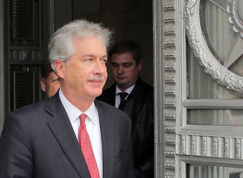 بوغدانوف وبيرنز يبحثان جنيف 2 في موسكو