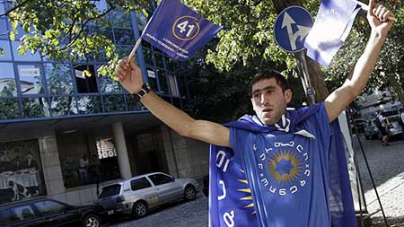 فوزٌ سهل لحليف بوتين في الانتخابات الرئاسية الجورجية