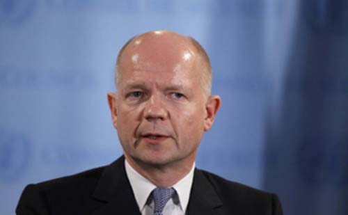 بريطانيا: لتهيئة بيئة مناسبة للحوار في البحرين
 