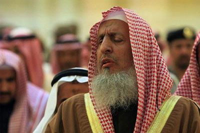 
مفتي السعودية: الجهاد لا يجوز بدون موافقة ولي الأمر