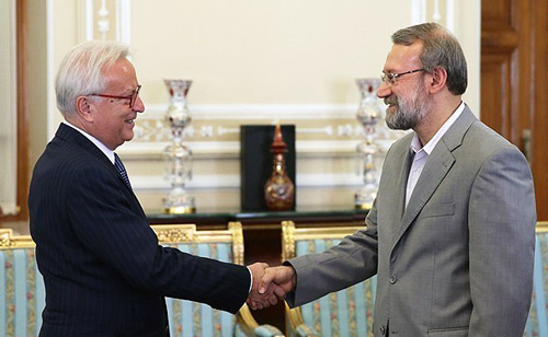 برلمانيون اوروبيون يقرون بقدرة إيران في المنطقة 
