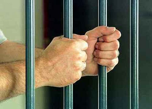  السعودية: سجن محام ثلاثة أشهر