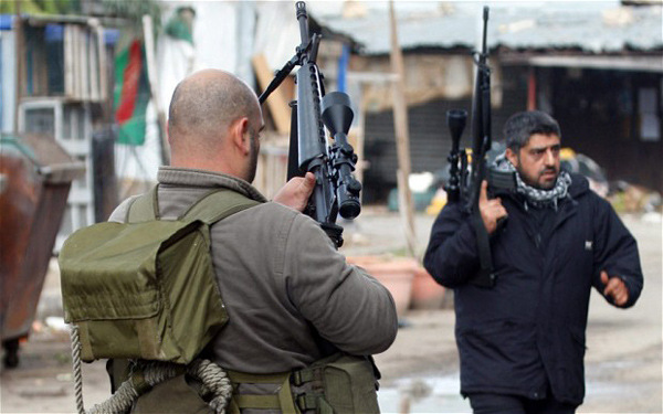 صحافي فرنسي يكشف لموقع &rsquo;العهد&rsquo; كيف تقوم السعودية بإرسال السلاح الى سوريا