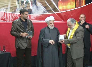 الشيخ قاسم: في لبنان بلاء اسمه تلك الجماعة التي تنتظر تطورات المنطقة وأوامر الخارج