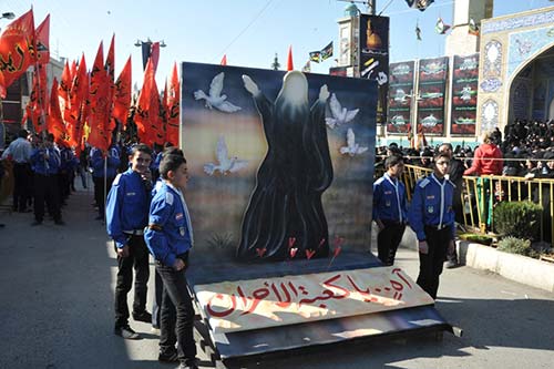 لبنان أحيا العاشر من محرم بمسيرات حاشدة 