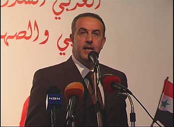 رعد: المقاومة ستزداد تألّقاً إذا استمر الرهان على الانتحاريين 