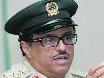 حاكم دبي يقيل ضاحي خلفان من منصبه