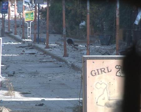 أحد الشوراع في حرستا الجيش العربي السوري يتجه لاستكمال طوق دمشق