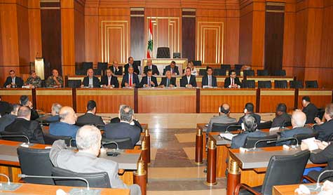 البعثات الدبلوماسية تطّلع على العدوان التجسّسي