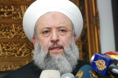  
الشيخ حمود:  لمحاصرة ظاهرة التكفيريين المؤلمة وإدانة كل من يرحب بها 