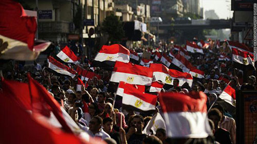  قانون التظاهر يُهدد الحكومة المصرية