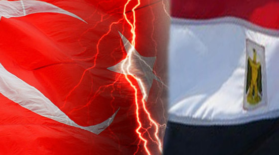 مصر تطرد سفير تركيا وأنقرة تلوح بالمثل
