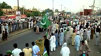 تظاهرات في باكستان ضد الغارات الأمريكية 