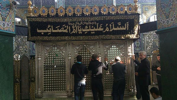 في حضرة زينب.. لا مكان للخوف