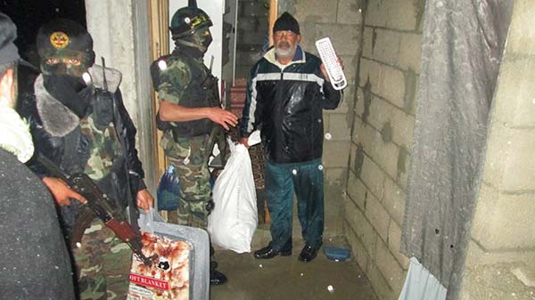 
غزّة: قسوة المنخفض الجوي تفاقم معاناة المواطنين
