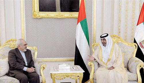 رئيس الإمارات مستقبلاً ظريف: لتعزيز العلاقات مع إيران