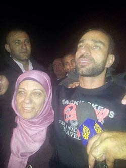 بعد إضرابه الأسطوري... سامر العيساوي حرا إلى القدس