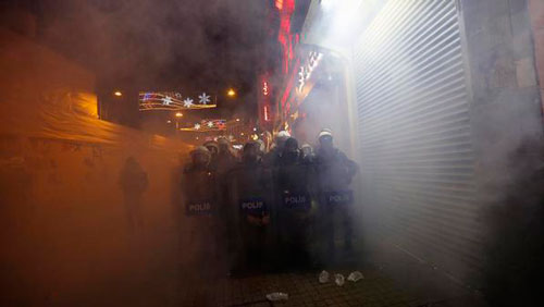 تجدد التظاهرات ضد حكومة أردوغان
