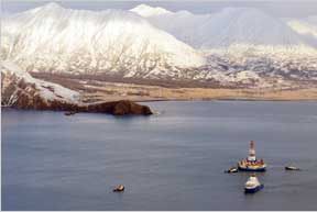 اليابان تنقّب عن النفط في القطب الشمالي