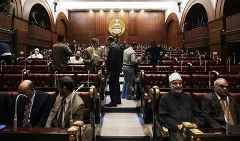  دستور مصر.. حظر على الأحزاب الدينية