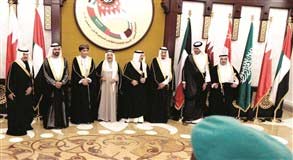 قمة الكويت تؤجل &laquo;الاتحاد&raquo; تحسباً من تفكك مجلس التعاون