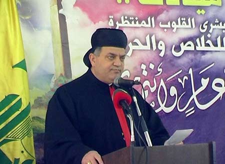 حزب الله يحتفل مع المسيحيين بالميلاد المجيد في الجنوب