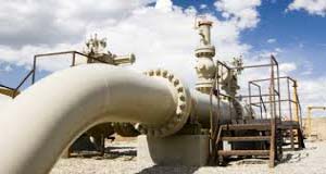 التوقيع على اتفاق لبيع الغاز الطبيعي بين الكيان الغاصب والسلطة الفلسطينية