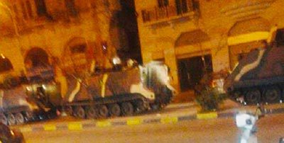  

الجيش اللبناني يجبر المجموعات المسلحة على وقف اطلاق النار في طرابلس