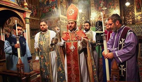 مسيحيو ايران احتفلوا بالعام الجديد على طريقتهم