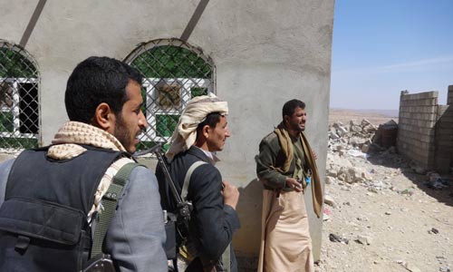 &rsquo;حاشد&rsquo; تنقلب على &rsquo;آل الاحمر&rsquo; وتوقع اتفاق صلح مع الحوثيين