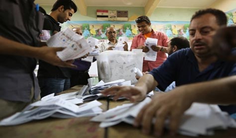 مصر تصوت على دستورها الجديد 