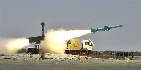 موقع اسرائيلي: سوريا استأنفت صناعة صواريخ أكثر فتكاً وأكثر دقة&lrm;